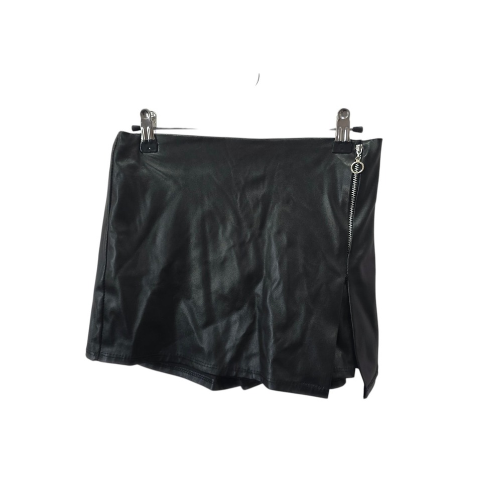 Rainbow Black Faux Leather Skort Womens M Mini Shorts Zip Goth Y2K Made USA